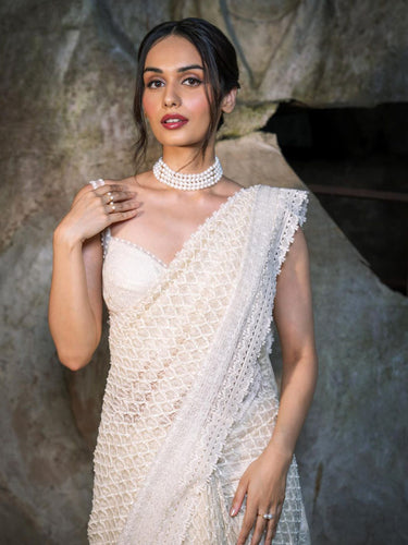 MANUSHI CHHILLAR IN PRANSHI SAREE