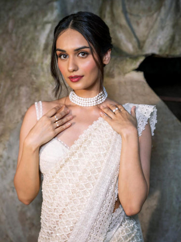 MANUSHI CHHILLAR IN PRANSHI SAREE