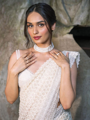 MANUSHI CHHILLAR IN PRANSHI SAREE
