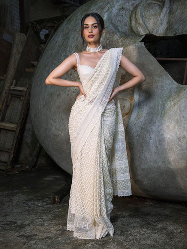 MANUSHI CHHILLAR IN PRANSHI SAREE