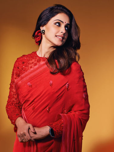 GENELIA DESHMUKH IN RED SAREE