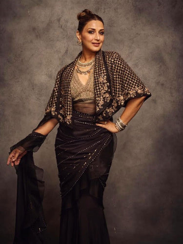SONALI BENDRE IN IZRA SAREE SET