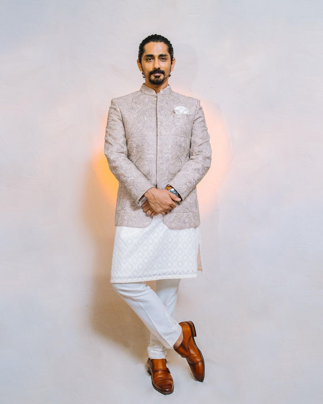 Siddharth in Vyom Bandhagala set