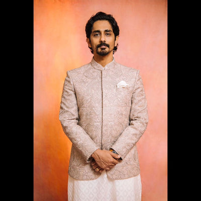 Siddharth in Vyom Bandhagala set