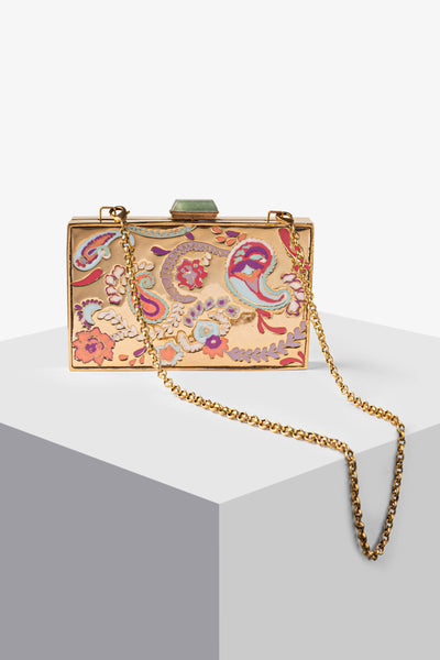MAXIMALIST