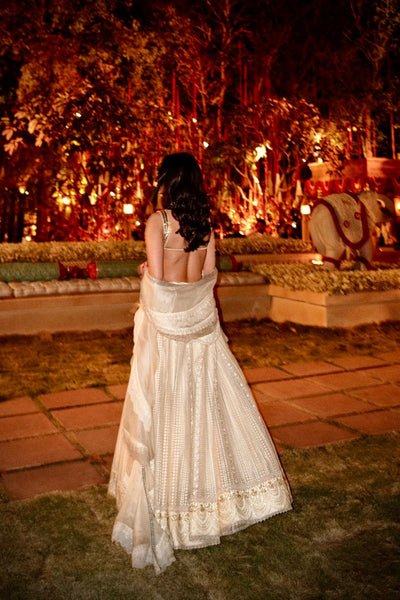 Manushi Chhillar in Ophira