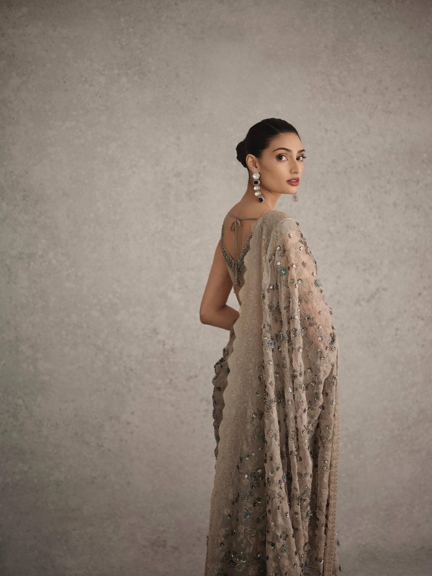 Athiya shetty in Vintage Love saree set