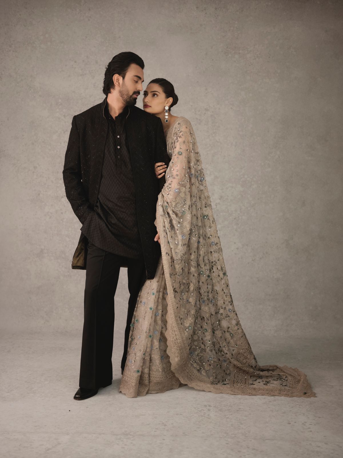 Athiya shetty in Vintage Love saree set